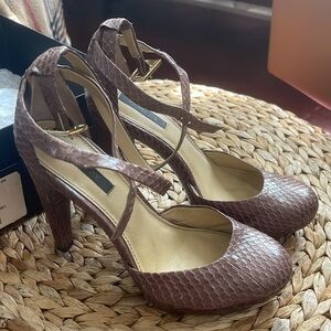 Very Sexy Vintage Rachel Zoe Python Print Stiletto Platform Heels in Rose Hue 🤩